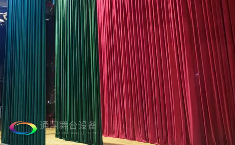 助力教育領域舞臺建設，推動校園文化發展！星海中學報告廳舞臺阻燃幕布建設項目